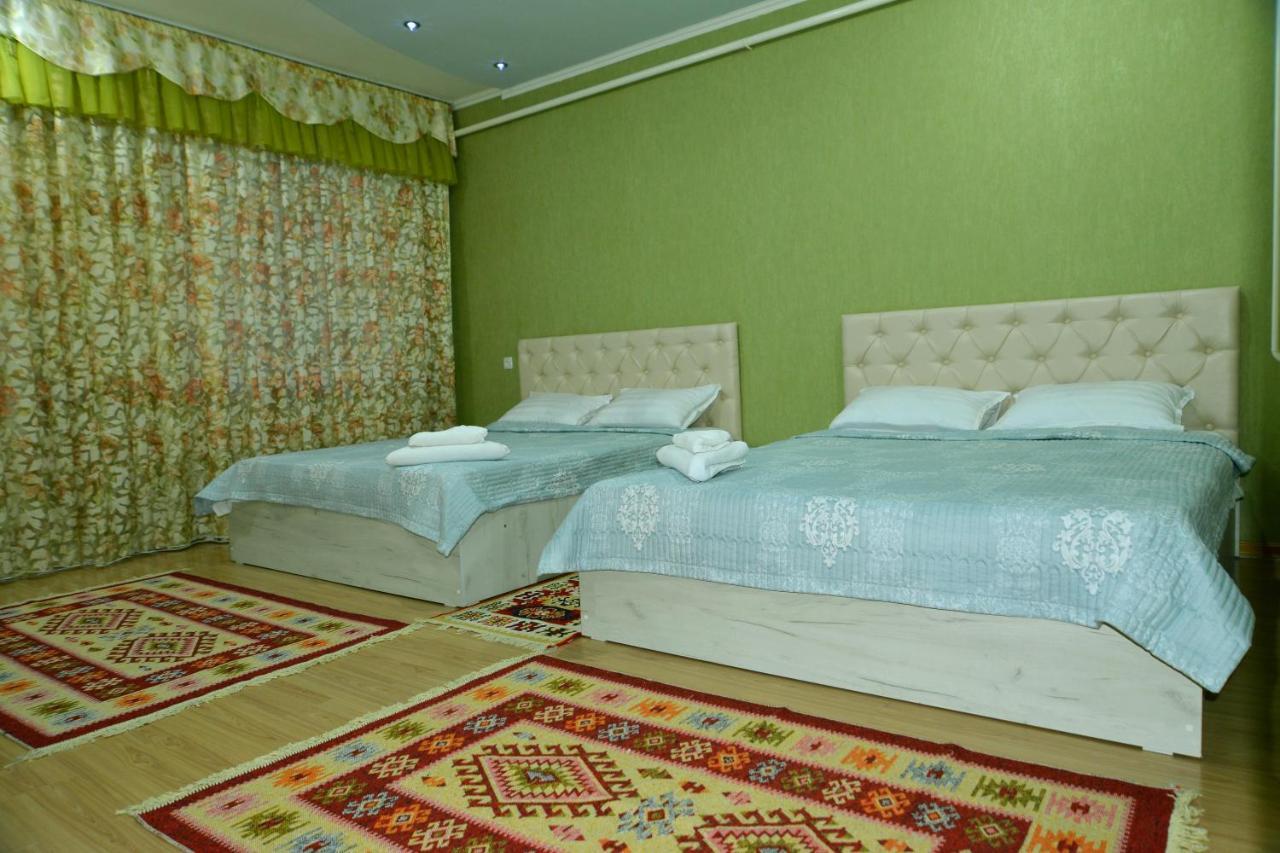 Astoria B&B Ош Екстер'єр фото
